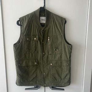 Mens green vest